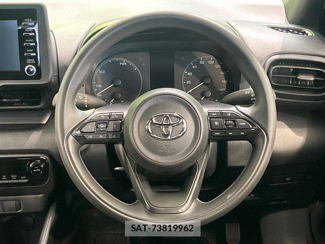 Toyota YARIS 2023-07 8133191-10