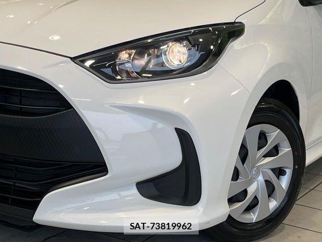 Toyota YARIS 2023-07 8133191-11