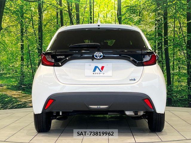 Toyota YARIS 2023-07 8133191-14