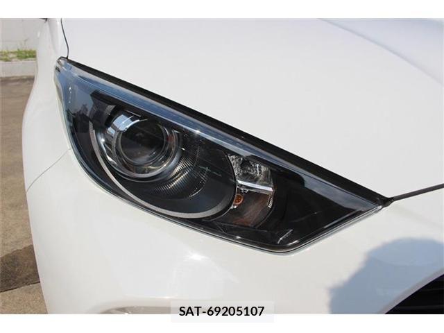 Toyota YARIS 2022-07 8147103-14