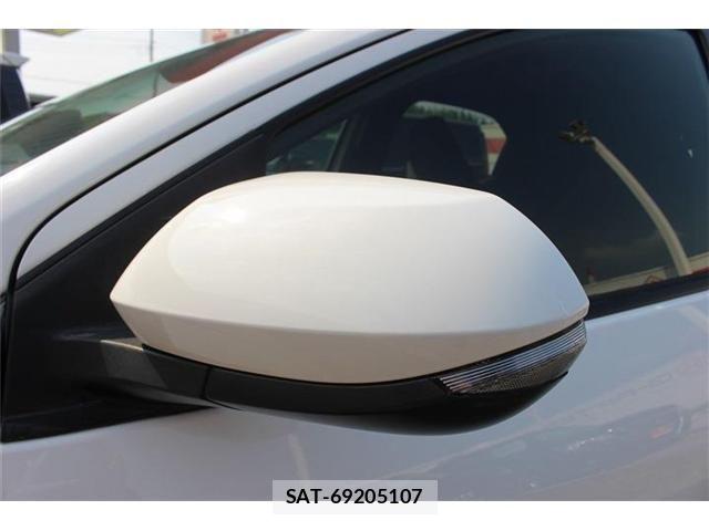 Toyota YARIS 2022-07 8147103-17
