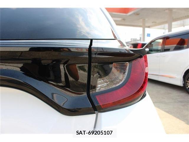 Toyota YARIS 2022-07 8147103-19
