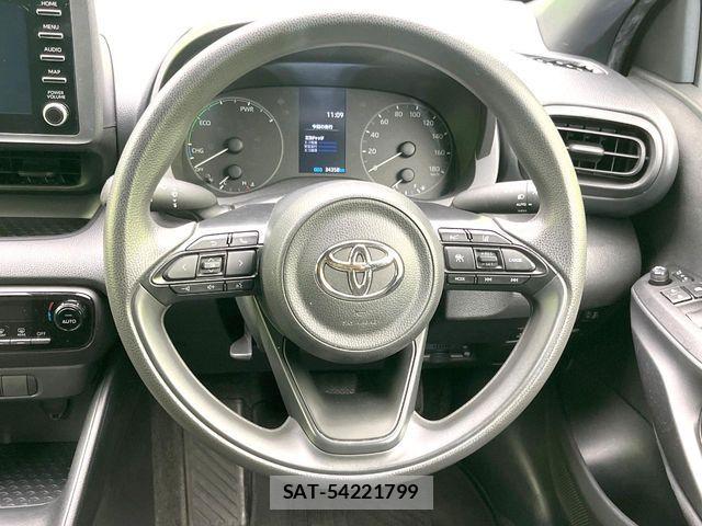 Toyota YARIS 2023-07 8147100-10