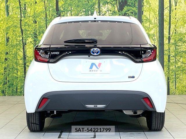Toyota YARIS 2023-07 8147100-14