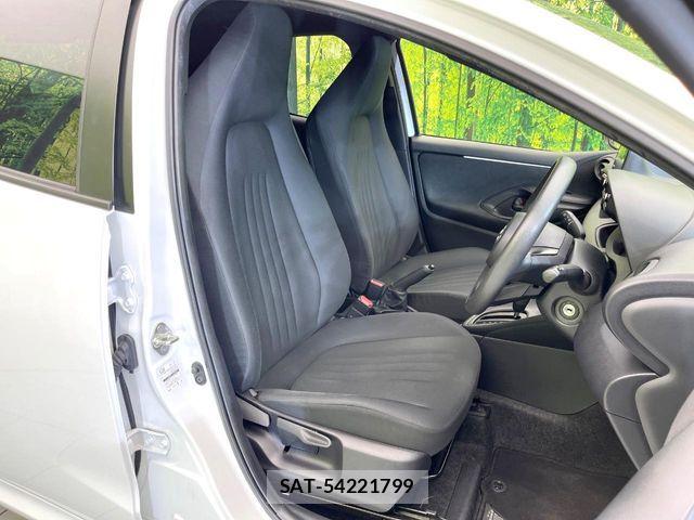 Toyota YARIS 2023-07 8147100-7