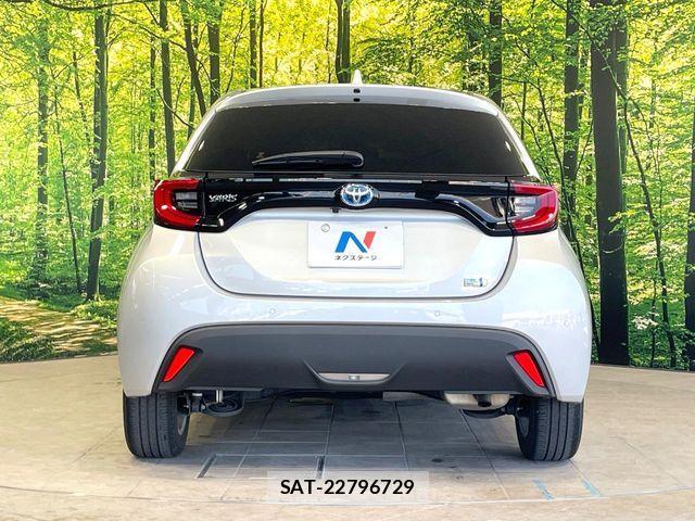 Toyota YARIS 2020-07 8147101-14