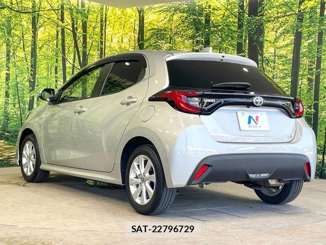 Toyota YARIS 2020-07 8147101-16