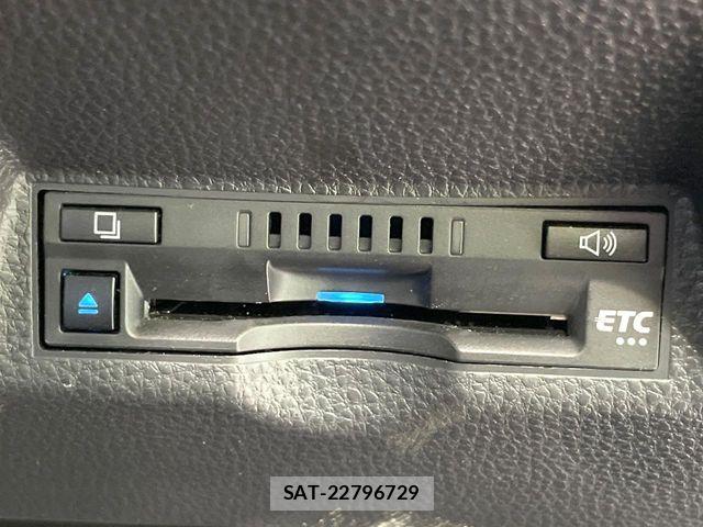 Toyota YARIS 2020-07 8147101-6