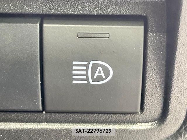 Toyota YARIS 2020-07 8147101-7