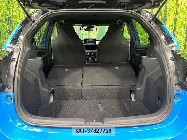 Toyota YARIS 2022-01 8147099-9