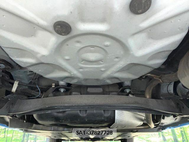 Toyota YARIS 2022-01 8147099-18