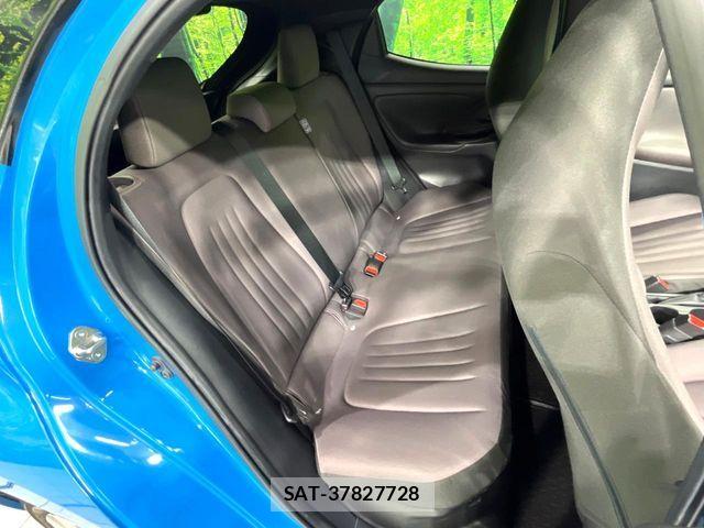 Toyota YARIS 2022-01 8147099-8