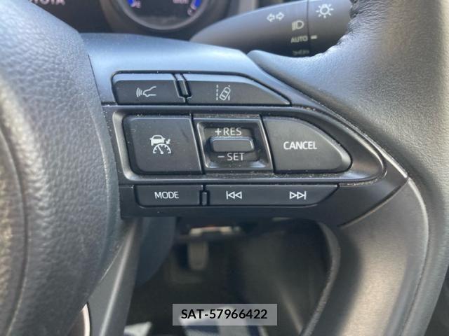 Toyota YARIS 2020-04 8159600-16