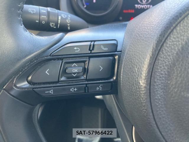 Toyota YARIS 2020-04 8159600-17