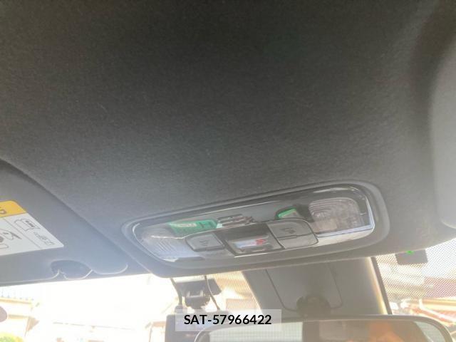 Toyota YARIS 2020-04 8159600-24