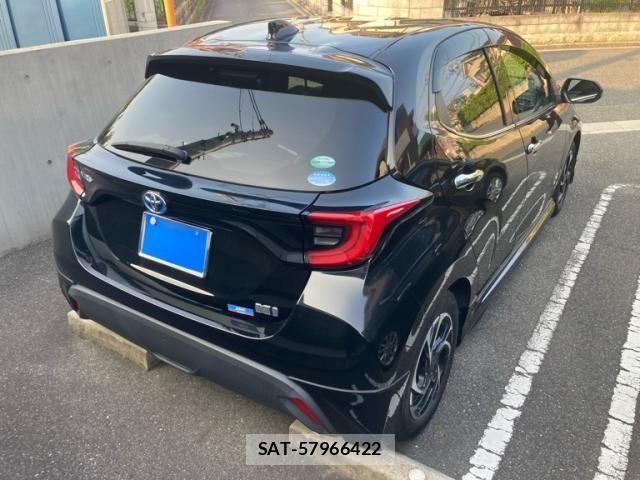 Toyota YARIS 2020-04 8159600-2
