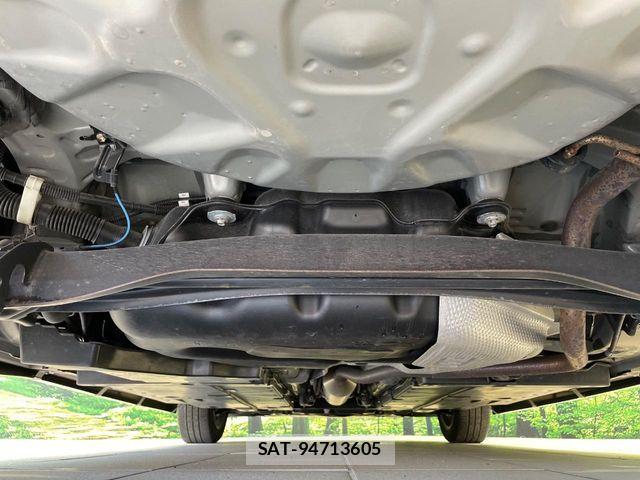 Toyota YARIS 2020-12 8159599-17