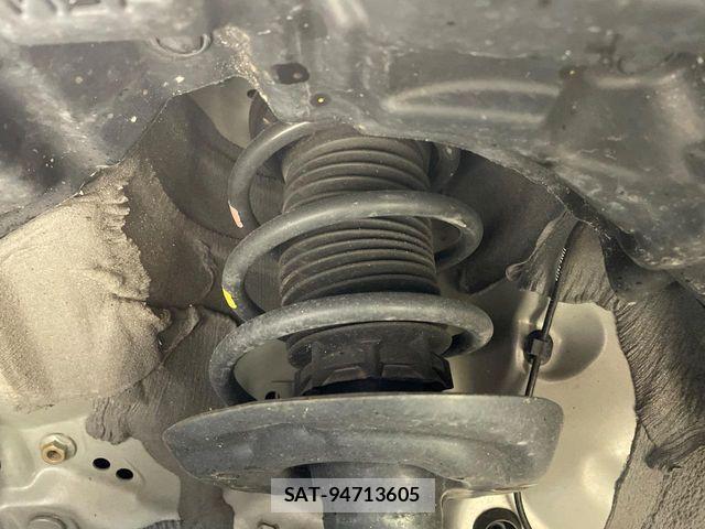 Toyota YARIS 2020-12 8159599-18