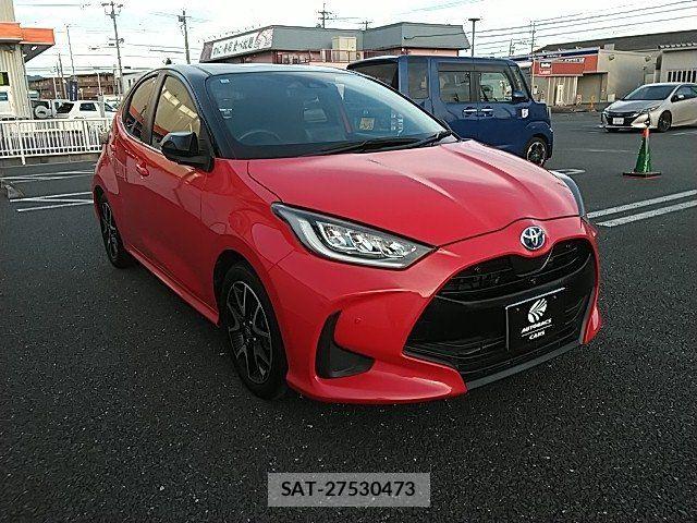 Toyota YARIS 2020-05 8211213-6
