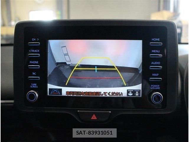 Toyota YARIS 2024-02 8211215-20