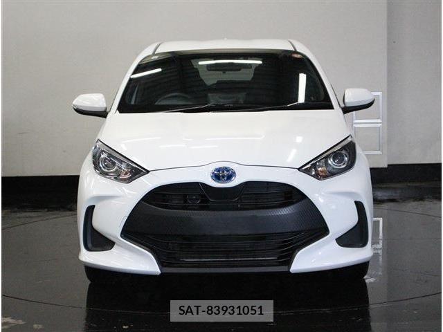 Toyota YARIS 2024-02 8211215-4