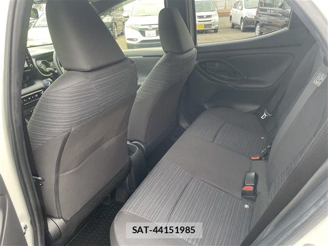 Toyota YARIS 2022-01 8211211-16