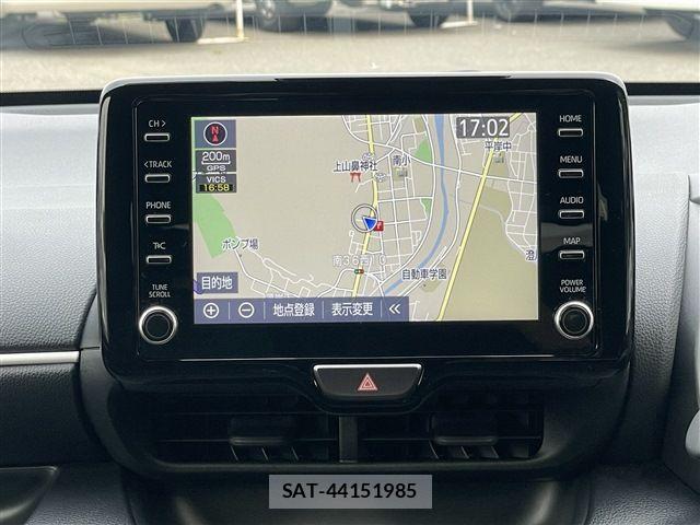 Toyota YARIS 2022-01 8211211-21
