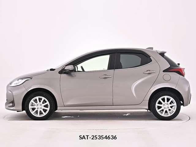 Toyota YARIS 2020-06 8211210-2