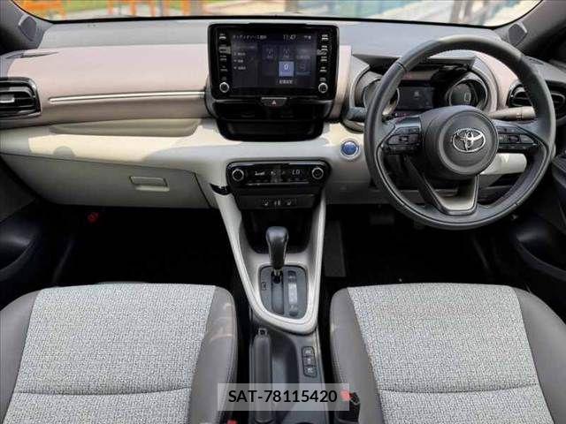 Toyota YARIS 2021-11 8211212-1