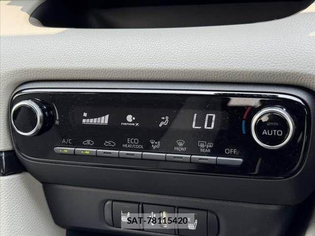 Toyota YARIS 2021-11 8211212-4