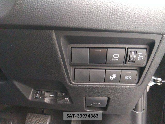 Toyota YARIS 2025-03 8211209-19