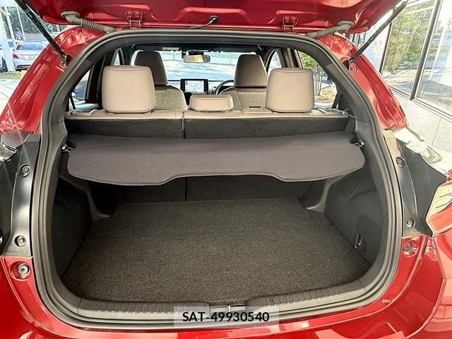Toyota YARIS 2020-08 8232568-14