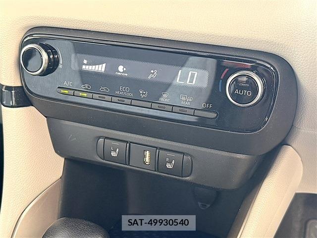 Toyota YARIS 2020-08 8232568-16