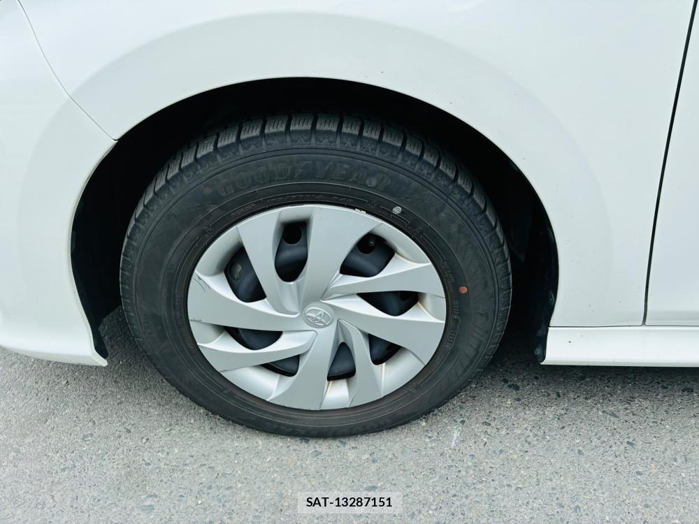 Toyota YARIS 2023-07 8160948-29