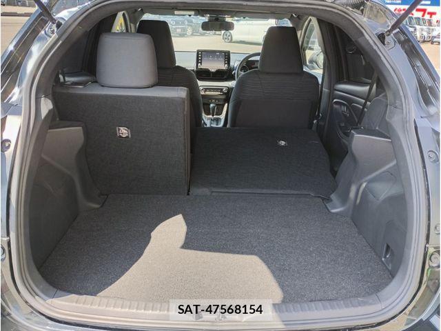 Toyota YARIS 2023-11 8232569-10