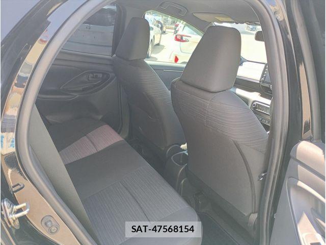 Toyota YARIS 2023-11 8232569-14