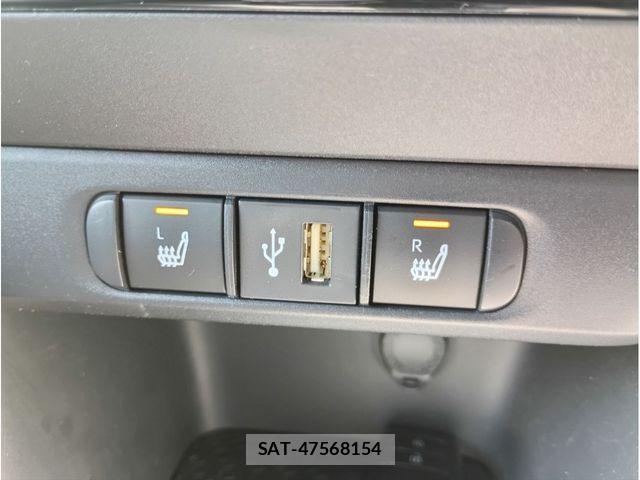 Toyota YARIS 2023-11 8232569-21