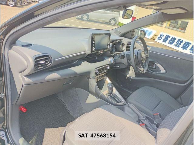 Toyota YARIS 2023-11 8232569-5