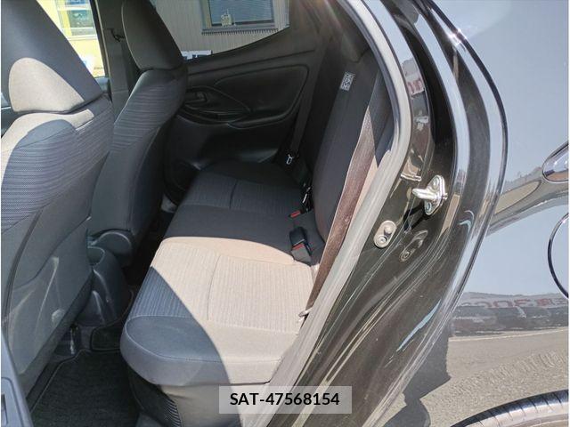Toyota YARIS 2023-11 8232569-8