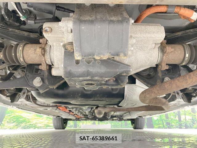 Toyota YARIS 2023-07 8232570-19