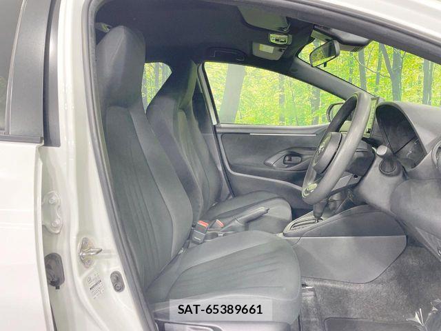 Toyota YARIS 2023-07 8232570-8
