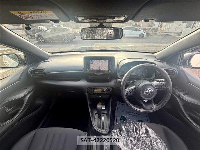 Toyota YARIS 2023-07 8247291-1