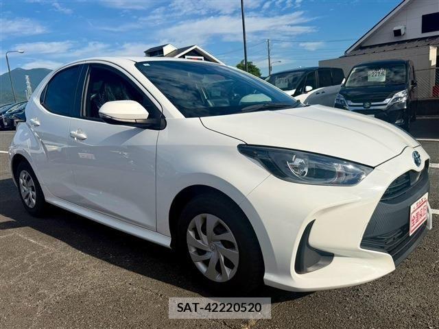 Toyota YARIS 2023-07 8247291-22
