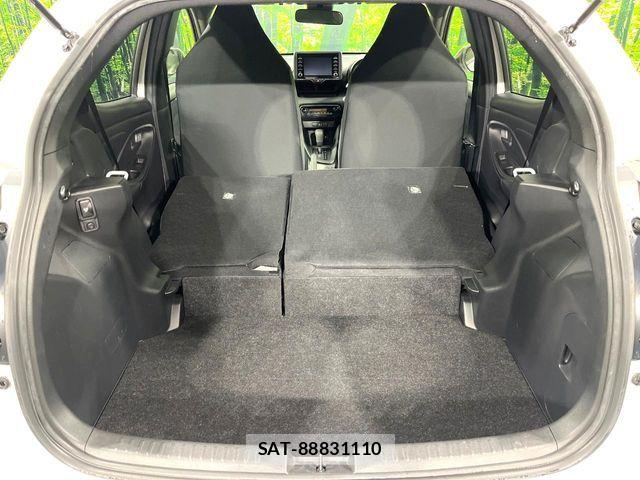 Toyota YARIS 2023-07 8247290-10