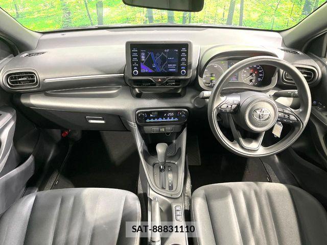 Toyota YARIS 2023-07 8247290-1