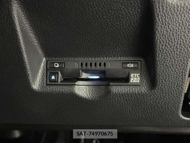 Toyota YARIS 2020-02 8247289-14
