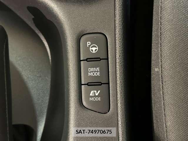 Toyota YARIS 2020-02 8247289-27