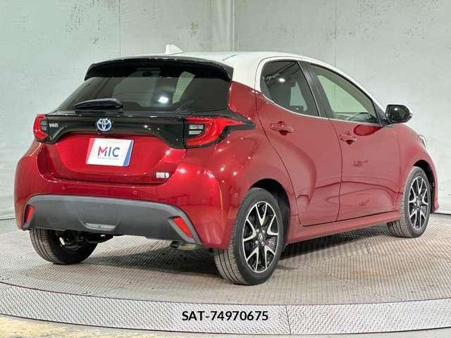 Toyota YARIS 2020-02 8247289-4