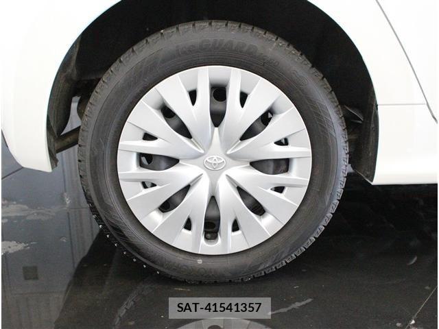 Toyota YARIS 2024-02 8247293-29