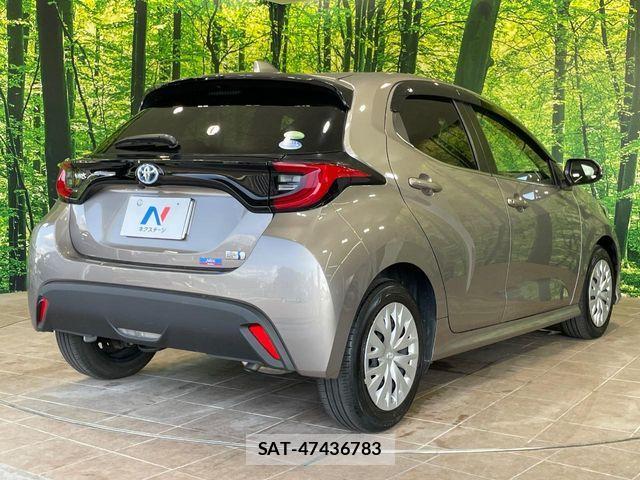 Toyota YARIS 2020-03 8247288-16